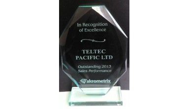 榮獲 Akrometrix Outstanding 2013 Sales Performance